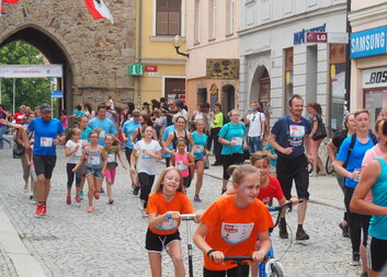TRADIČNÍ BĚH PRO DOMÁCÍ HOSPIC BÁRKA OTEVÍRÁ REGISTRACI PRO ZÁVODNÍKY