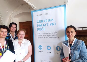 Sestřičky z Bárky se zúčastnily kurzu sdělování závažných zpráv