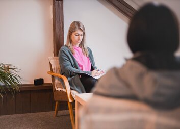 Když závislost není jen o látkách: Cesta ke zdravějšímu životu v Adiktologické ambulanci