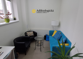 Adiktologická ambulance Jihlava má v Pelhřimově nově otevřeno i ve čtvrtek